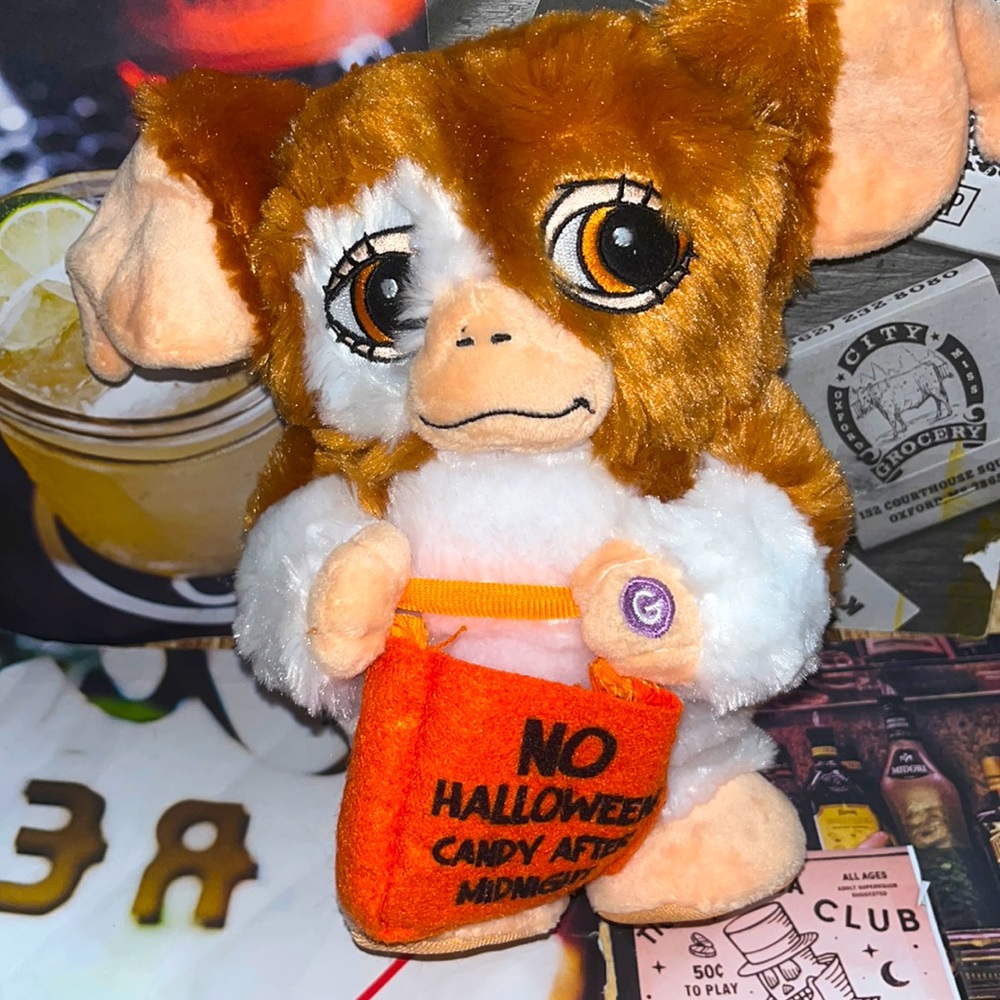 ☠️ 🍬 💀 • 🎃 GREMLINS x … after midnite vibes….
